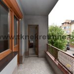 9 Balkon,, jug