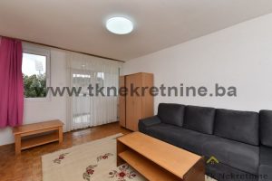 SLATINA – Namješten dvosoban stan površine 56 m², u blizini Doma zdravlja, sa balkonom