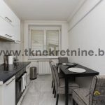 16.. .Kuhinja i trpezarija