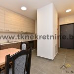 9. Kuhinja sa trpezarijom