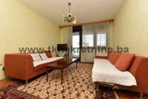 STUPINE! Dvosoban stan sa balkonom, površine 58 m² sa potencijalom za pretvaranje u manji trosoban stan