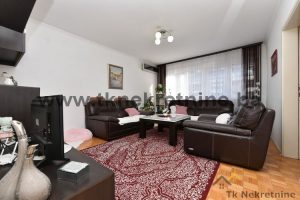 SJENJAK – NEWER BUILDING! Quality and functional, furnished four-room apartment (registered as three-room), 96.99 m² with two loggias!