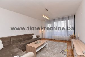 ZLOKOVAC – Namješten dvosoban stan 64 m², sa velikim balkonima