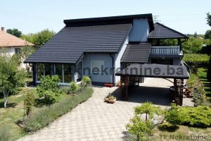 Odlična kuća novije gradnje, sa prelijepim dvorištem, garažom, velikim terasama i šadrvanom, Bokavići, Općina Lukavac