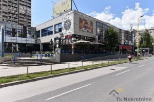 Višenamjenski poslovni prostor površine 17,58 m² na veoma prometnoj lokaciji, Tržni centar “Sjenjak”